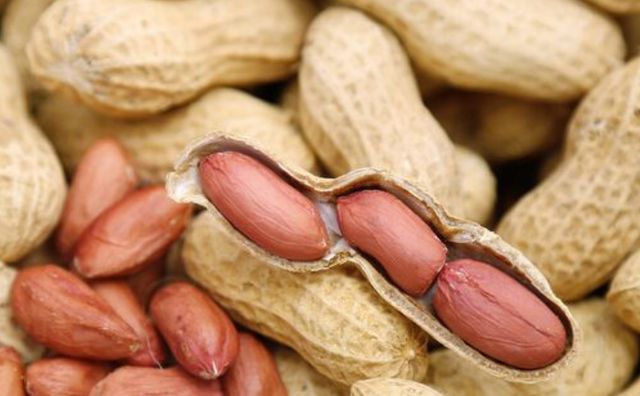 减肥期间的人,可以吃花生吗?哪些食物更容易发胖?|花生|发胖|减肥_新