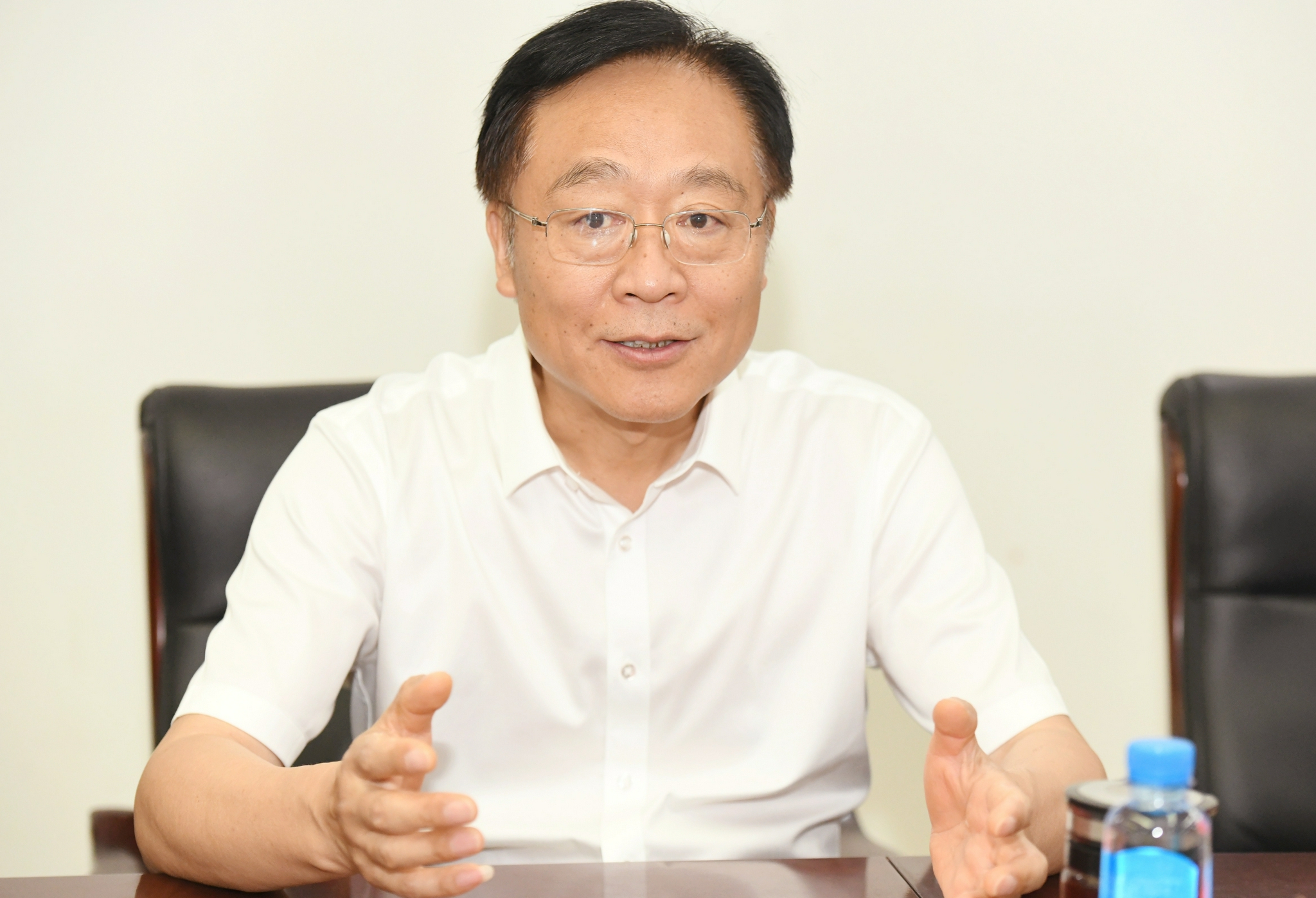 宁陵县县委书记,县长马同和