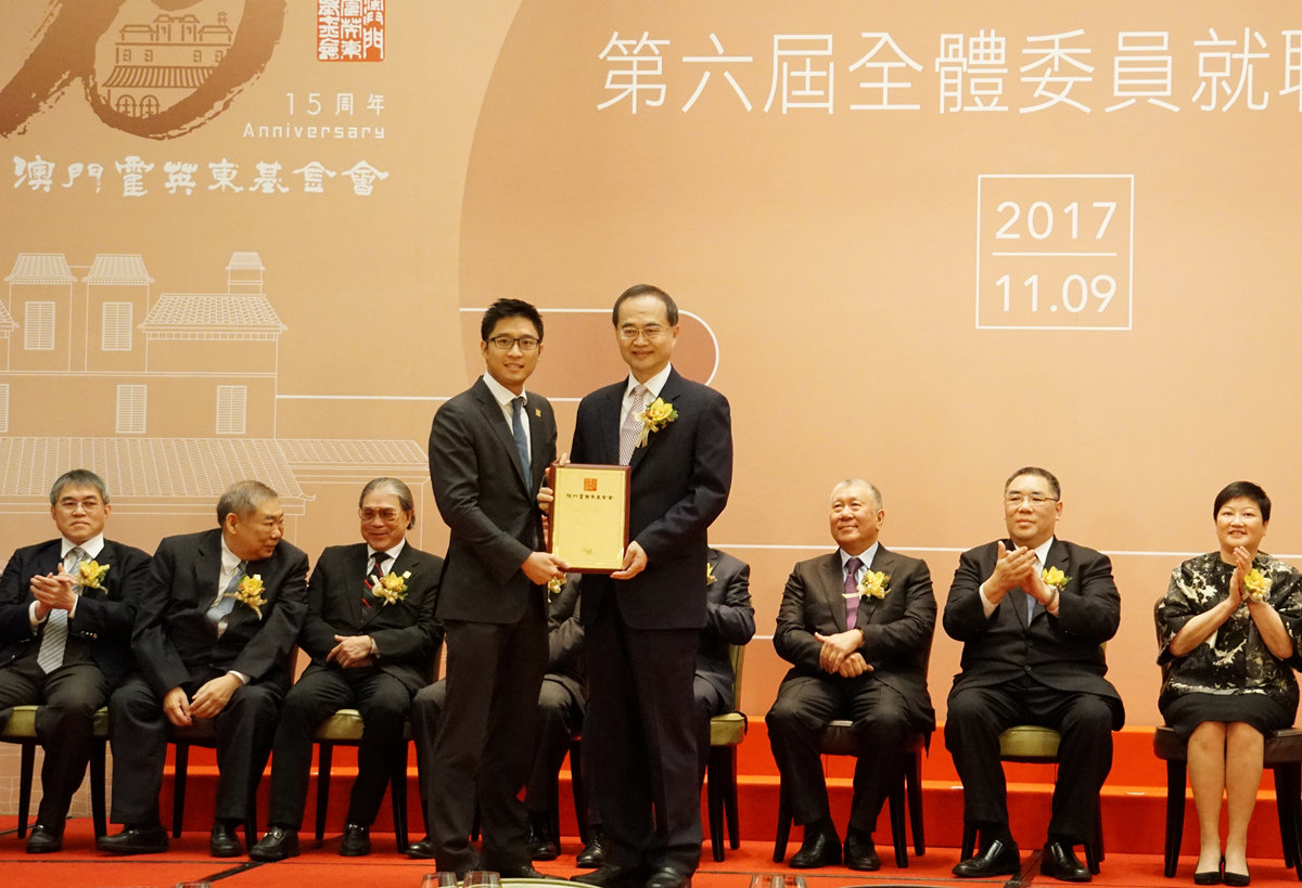 给河南捐款1千万,还给每个奥运冠军都发奖金,还曾捐3万亩地皮休闲区蓝鸢梦想 - Www.slyday.coM 给河南捐款1千万,还给每个奥运冠军都发奖金,还曾捐3万亩地皮休闲区蓝鸢梦想 - Www.slyday.coM