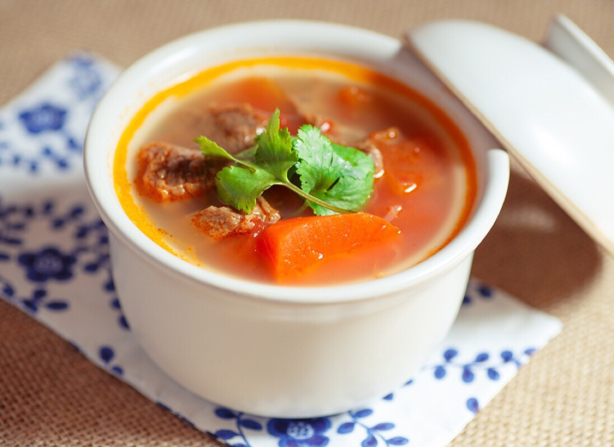 清炖番茄白萝卜牛肉汤,全部选用新鲜食材,味道鲜美回味无穷|白萝卜