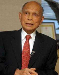 给河南捐款1千万,还给每个奥运冠军都发奖金,还曾捐3万亩地皮休闲区蓝鸢梦想 - Www.slyday.coM 给河南捐款1千万,还给每个奥运冠军都发奖金,还曾捐3万亩地皮休闲区蓝鸢梦想 - Www.slyday.coM