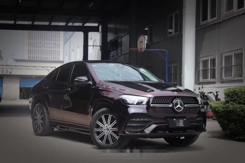 膜呗改色案例:奔驰gle350改色gt银 这个颜色就是回头率高