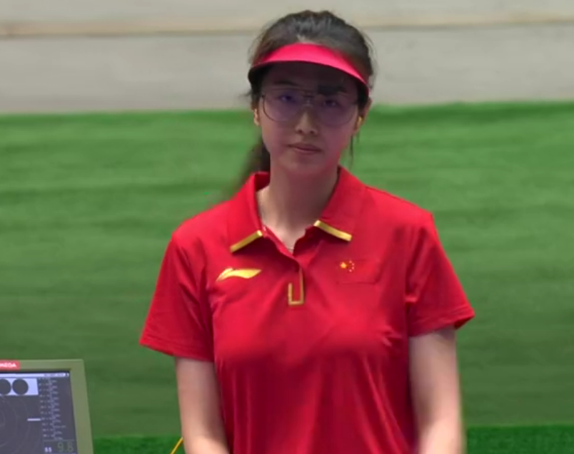 又一00后奥运奖牌射击女孩肖嘉芮萱迅速走红网友太养眼了