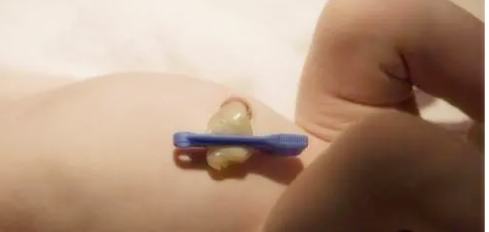 医生剪脐带时,是"宝宝"疼还是"妈妈疼"?答案让人意想不到