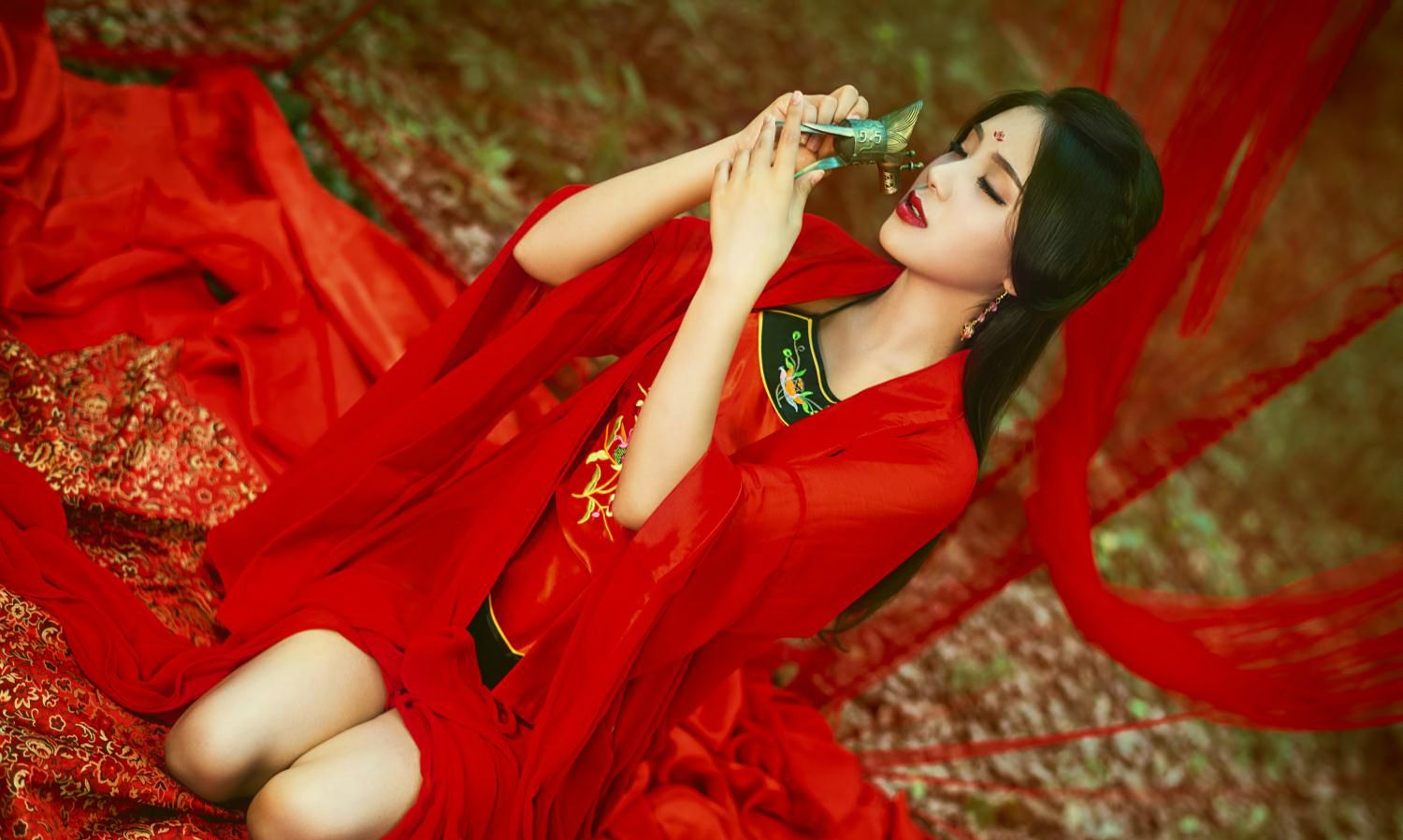 古代青楼女子为何不选择逃走反是努力攒钱来赎回自由身呢