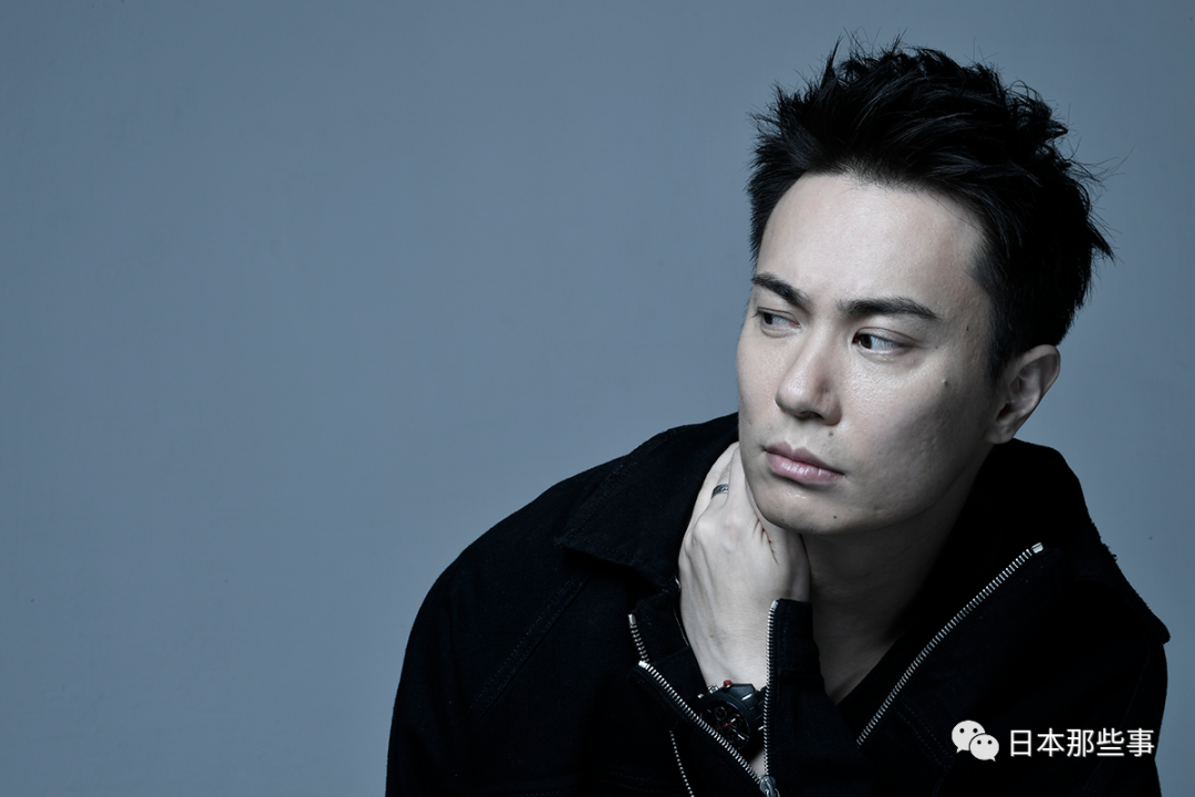 日本爆火女歌手lisa结婚一年事业上升期遭遇出轨 铃木达央 文春 新浪娱乐 新浪网