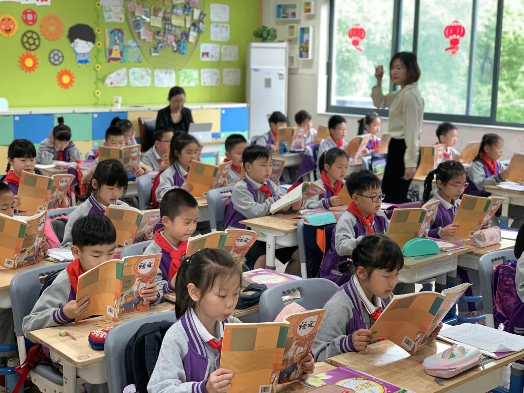 中国故事文津小学从阅读走向悦读培养出一个完整的人