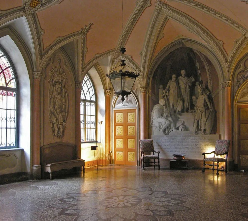 19岁伯爵千金城堡曝光wifi差厕所远还闹鬼怎么和想象的完全不一样