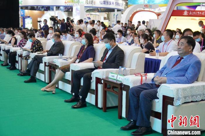 内蒙古国际文旅产业博览会启幕 全国64个城市共襄文旅盛宴