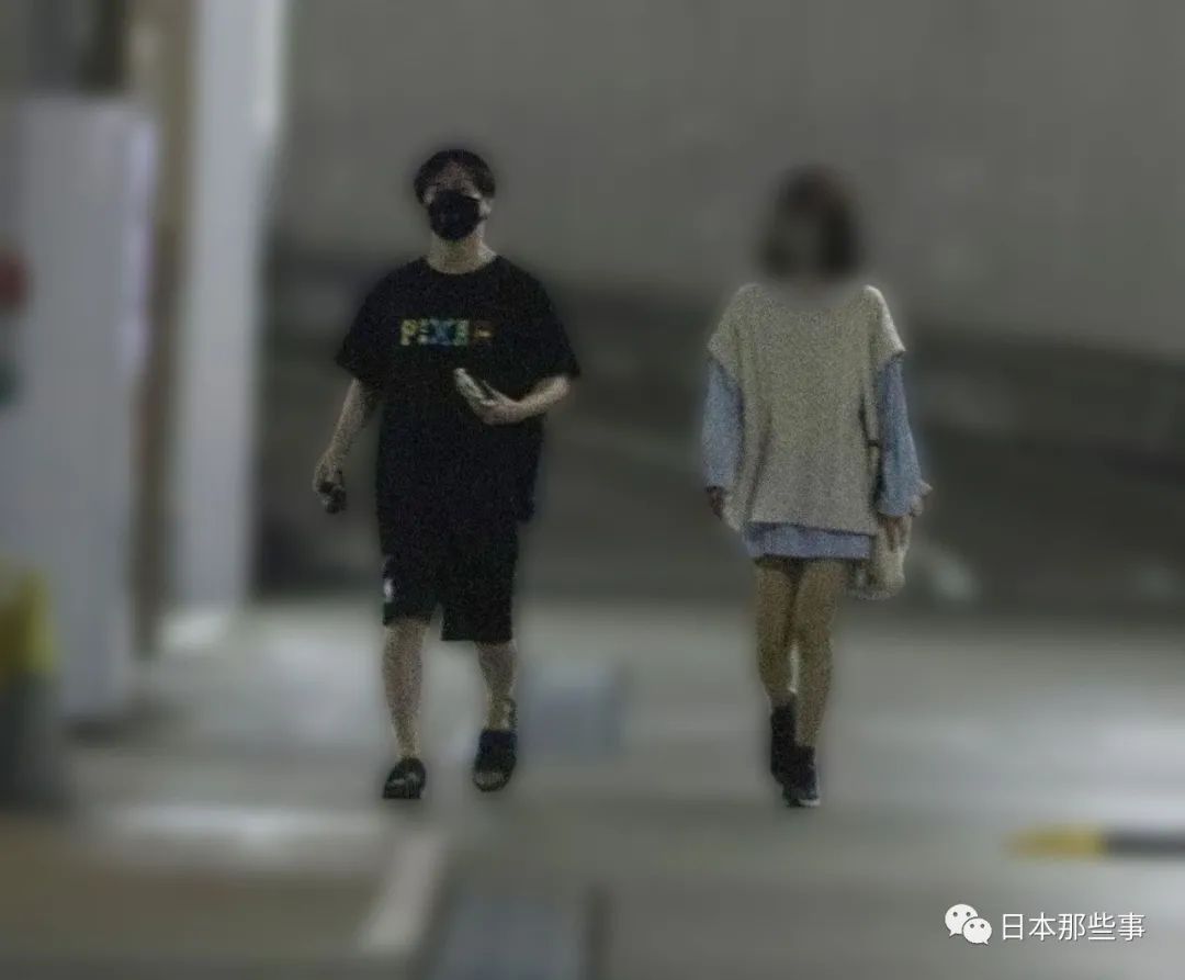 事业巅峰期和他结婚 就这 就这 铃木达央 文春 新浪新闻 事业巅峰期和他结婚 就这 就这 铃木达央 文春 新浪新闻