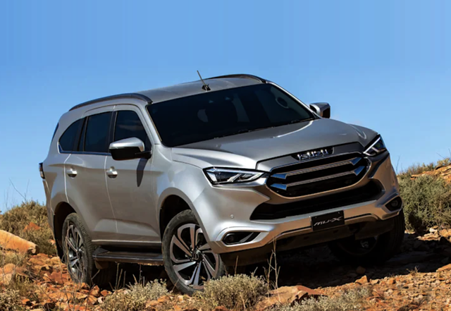 全新一代五十铃牧游侠海外上市外观很霸气柴油动力四驱