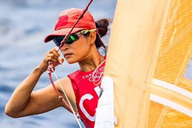 中国第20金!卢云秀夺女子帆板冠军,12轮系列赛排第1,太霸气