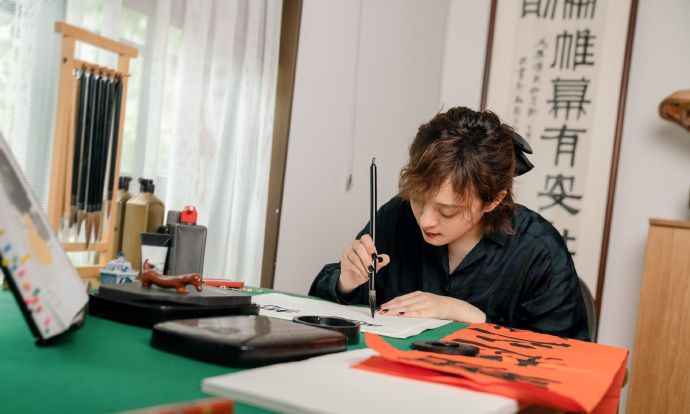手写49遍理想之城,书法堪称大师水平|孙俪|书法|发型_新浪新闻