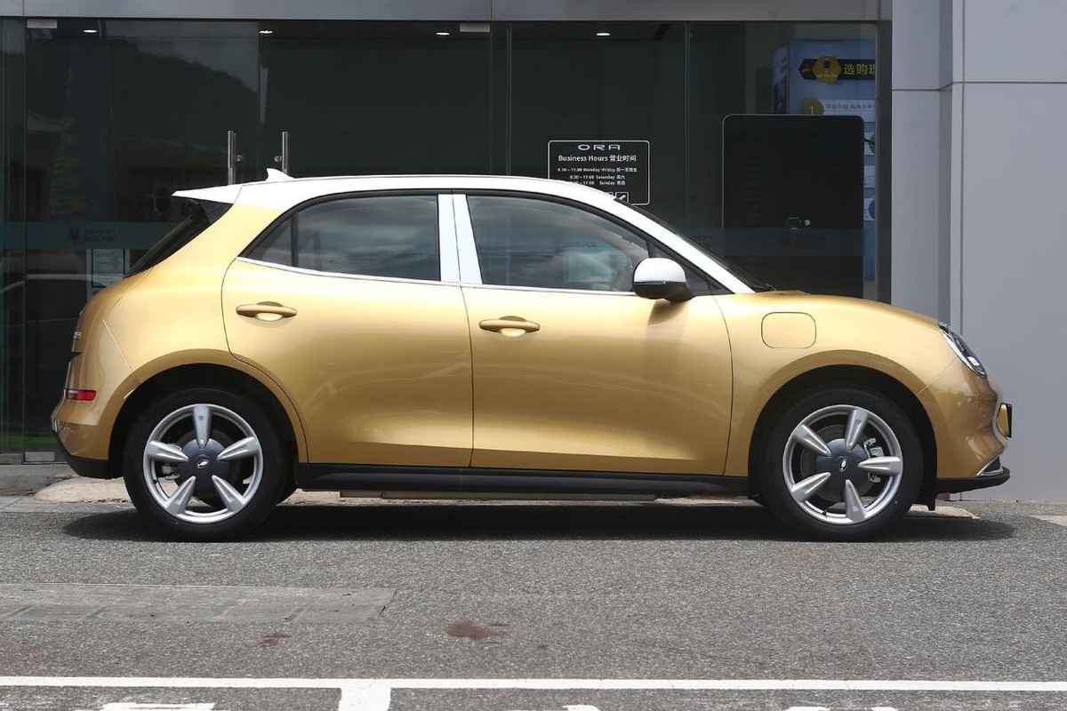 欧拉好猫vs宝骏kiwiev都很个性都有快充谁更值得选