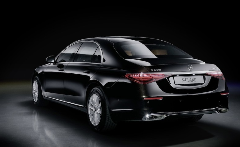 车动态:奔驰s防弹版,model 3便宜了,新奇骏公布价格