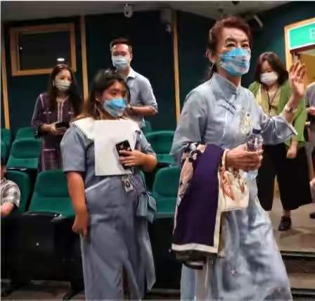 老得不敢认！胡慧中罕浓艳艳抹太男相，200斤女儿颜值被爸爸拉垮休闲区蓝鸢梦想 - Www.slyday.coM