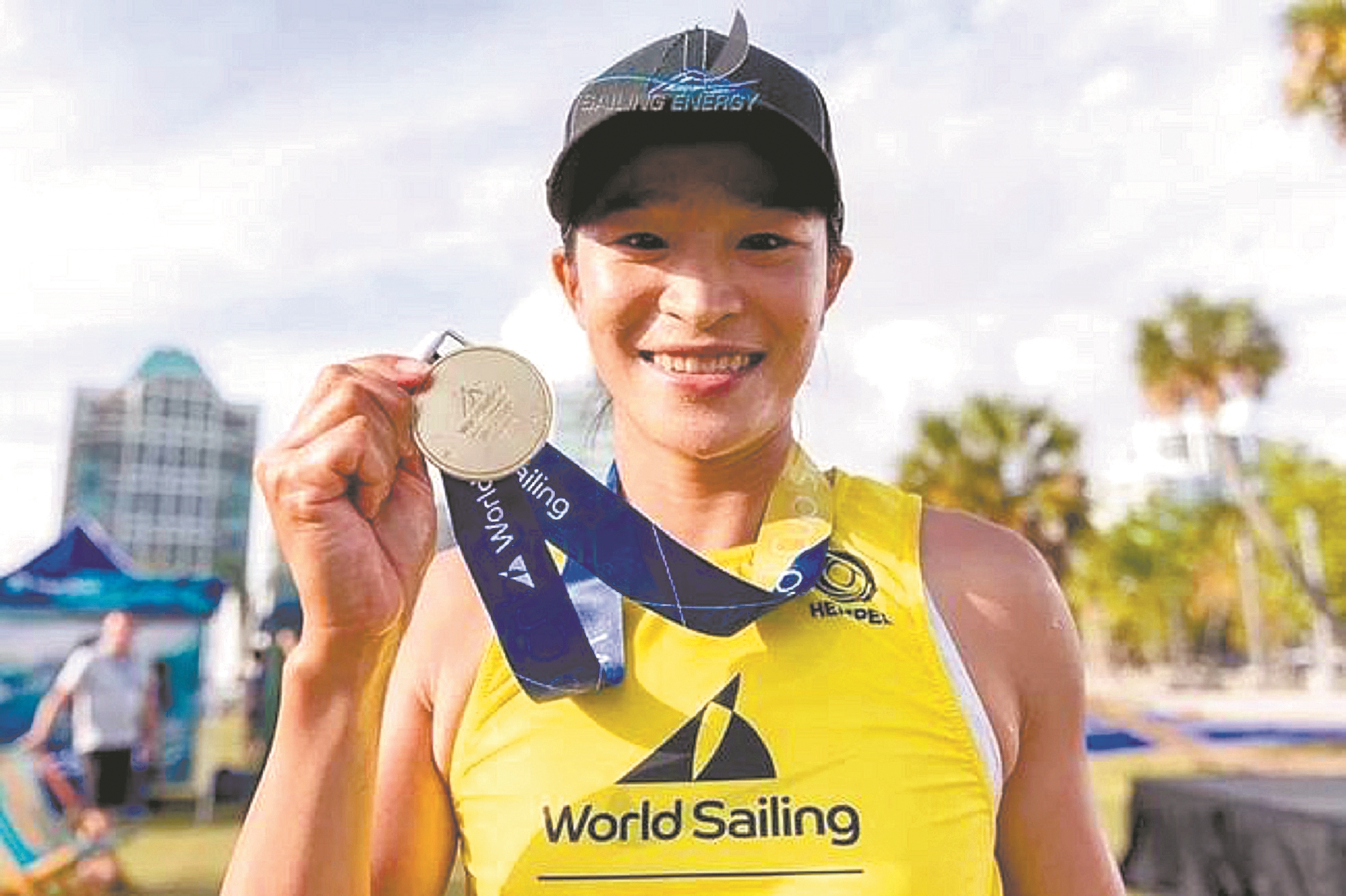 乘风破浪福建女孩卢云秀帆板夺金家中排行老八上小学才有名字