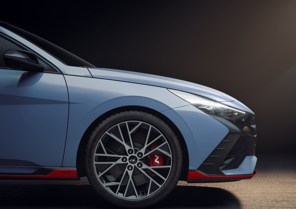 现代伊兰特N 8月20日首发 搭2.0T发动机