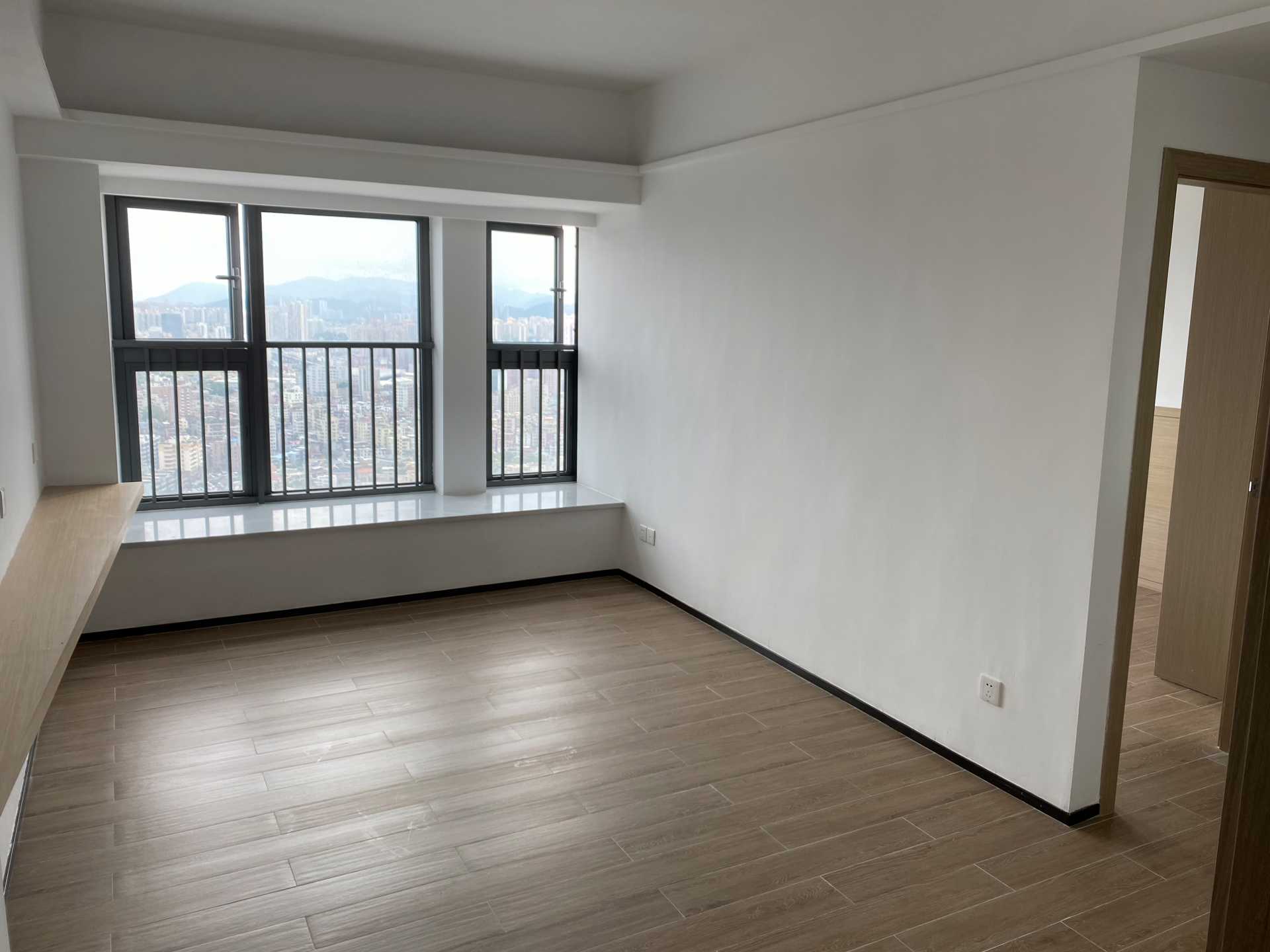 罗湖公租房线上选房迎来首日签约入住|选房|公租房|公寓_新浪新闻