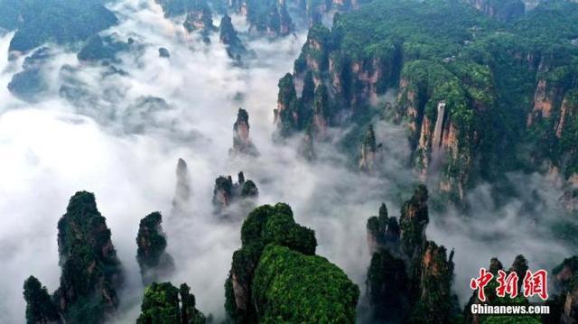 资料图：旅游胜地湖南张家界武陵源风景区。 吴勇兵 摄