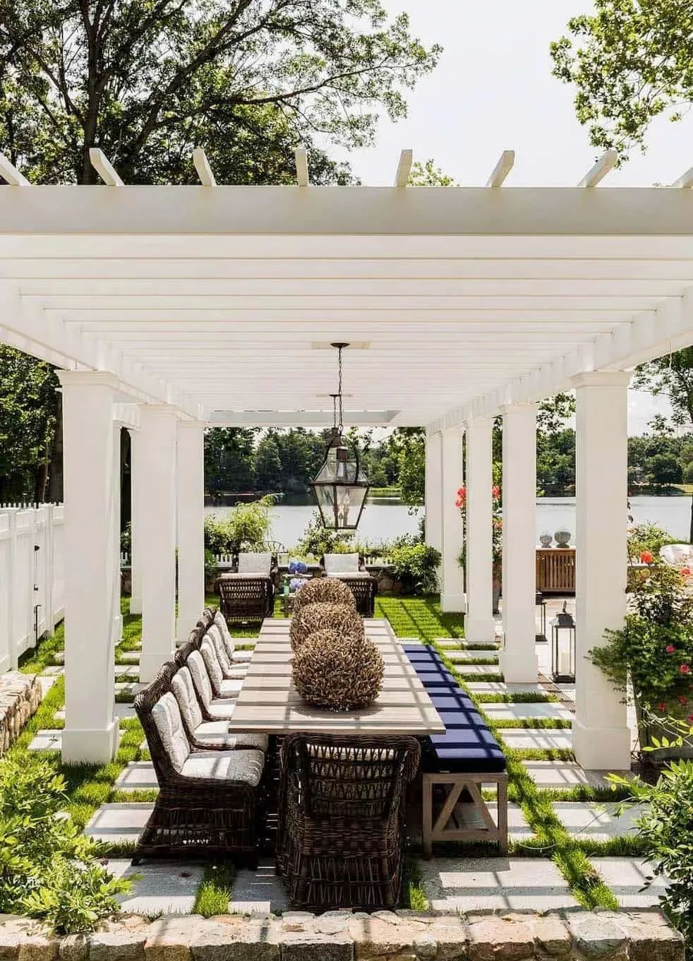 庭院廊架下享悠悠夏日好清凉