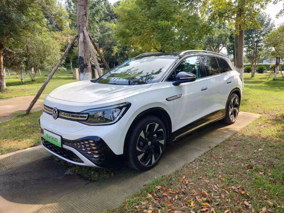 高速爬坡测续航190身高试空间极限挑战一汽大众id6crozz