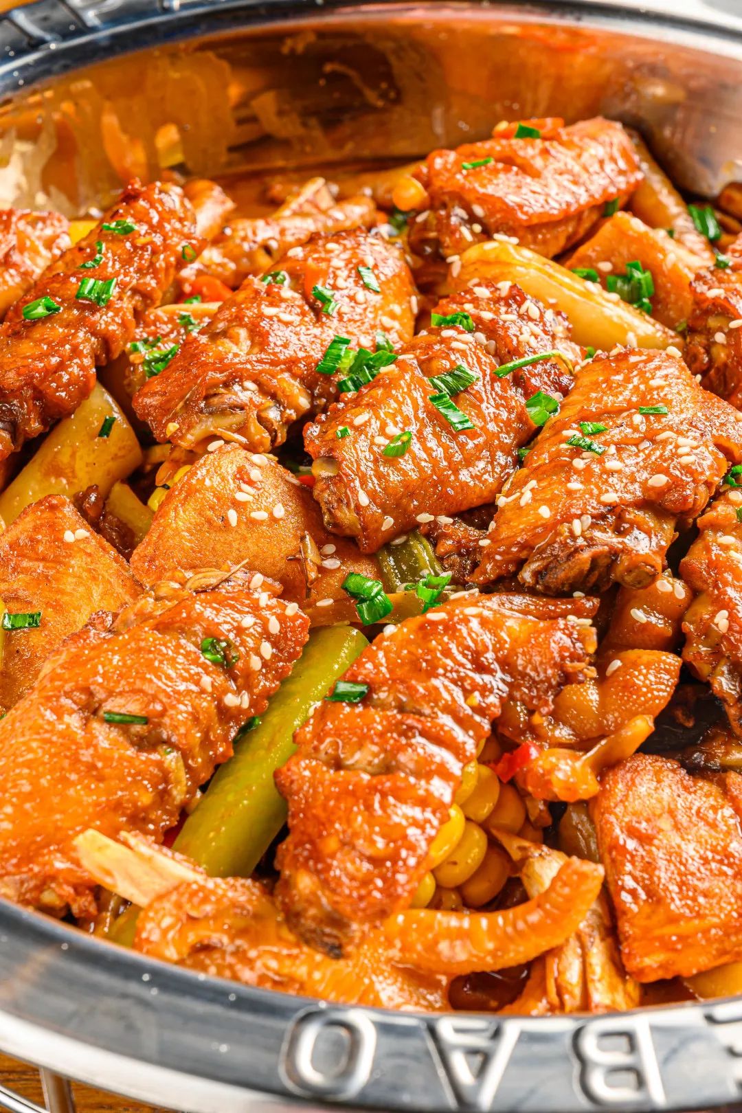 懒人必备技能鸡翅肉煲食材丰富制作简单快来尝试吧