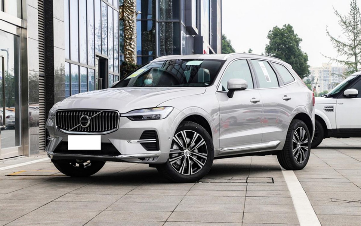 3款豪华中型suv大降价,揽胜极光最高省15万,豪华车如此亲民?-新浪汽车