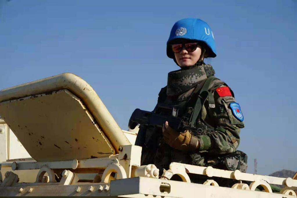 全球连线 | 他们用青春擦亮蓝盔!|南苏丹|中国维和|朱巴_新浪新闻