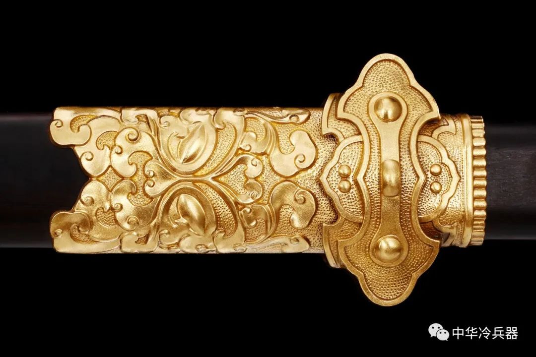 尉迟真金手中的极品宝刀精美霸气的大夏龙雀刀