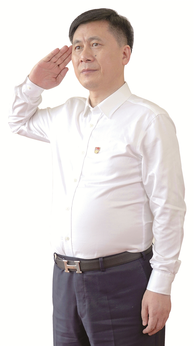 八一献礼,致敬"深圳最美退役军人"