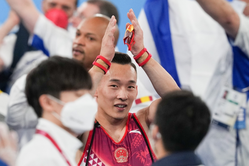 肖若腾夺得东京奥运会男子自由体操铜牌