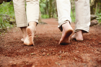 老年人糖尿病足如何护理?谨记4个方法