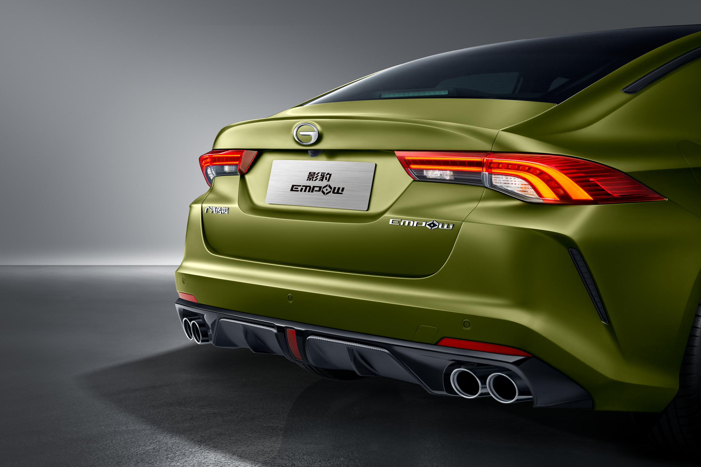 向中国速度致敬,广汽传祺影豹j10版售价调整为9.83万元