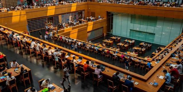 终于知道为何要多读书!最后一条是吴亦凡被刑事拘留的原因之一休闲区蓝鸢梦想 - Www.slyday.coM