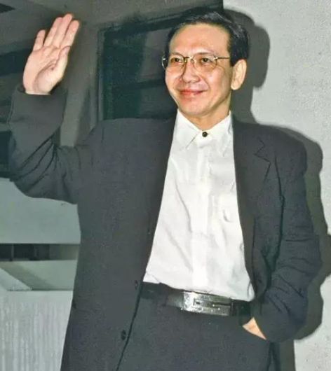 新义安掌门人向华炎,香港真正的地下皇帝,扶吕乐上位