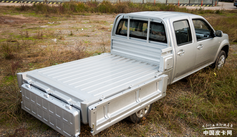 长货箱 三面全开 这些双排皮卡货箱超2米