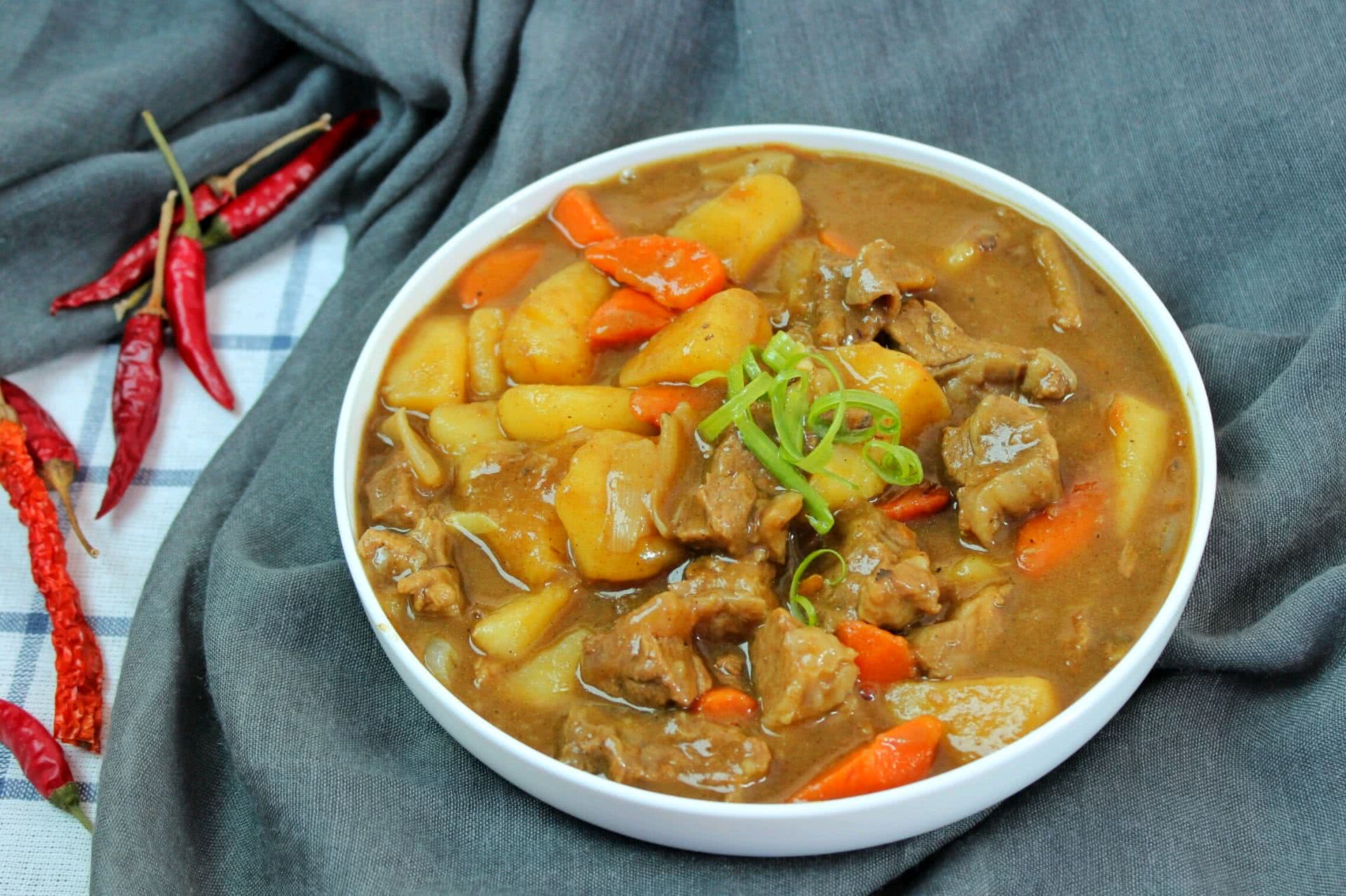 想换一种吃法吃牛肉?牛肉和它一起炖,汤汁浓稠,营养美味|牛腩|牛肉|咖