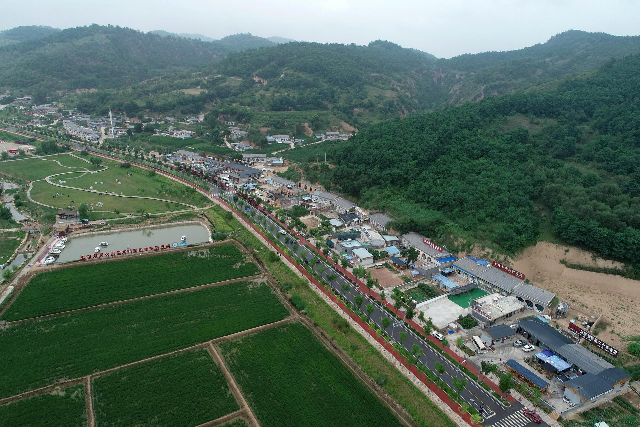 南泥湾:"生态革命"营造更美"江南"