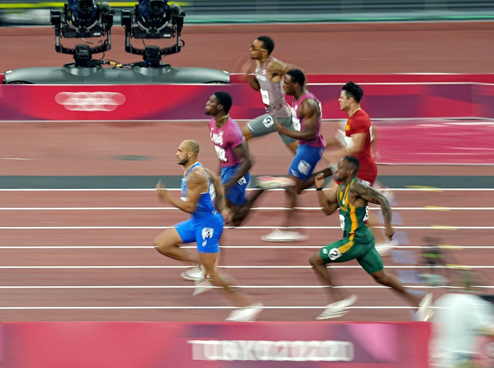 奥运百米冠军雅各布斯是谁三年前他还是一个练跳远的