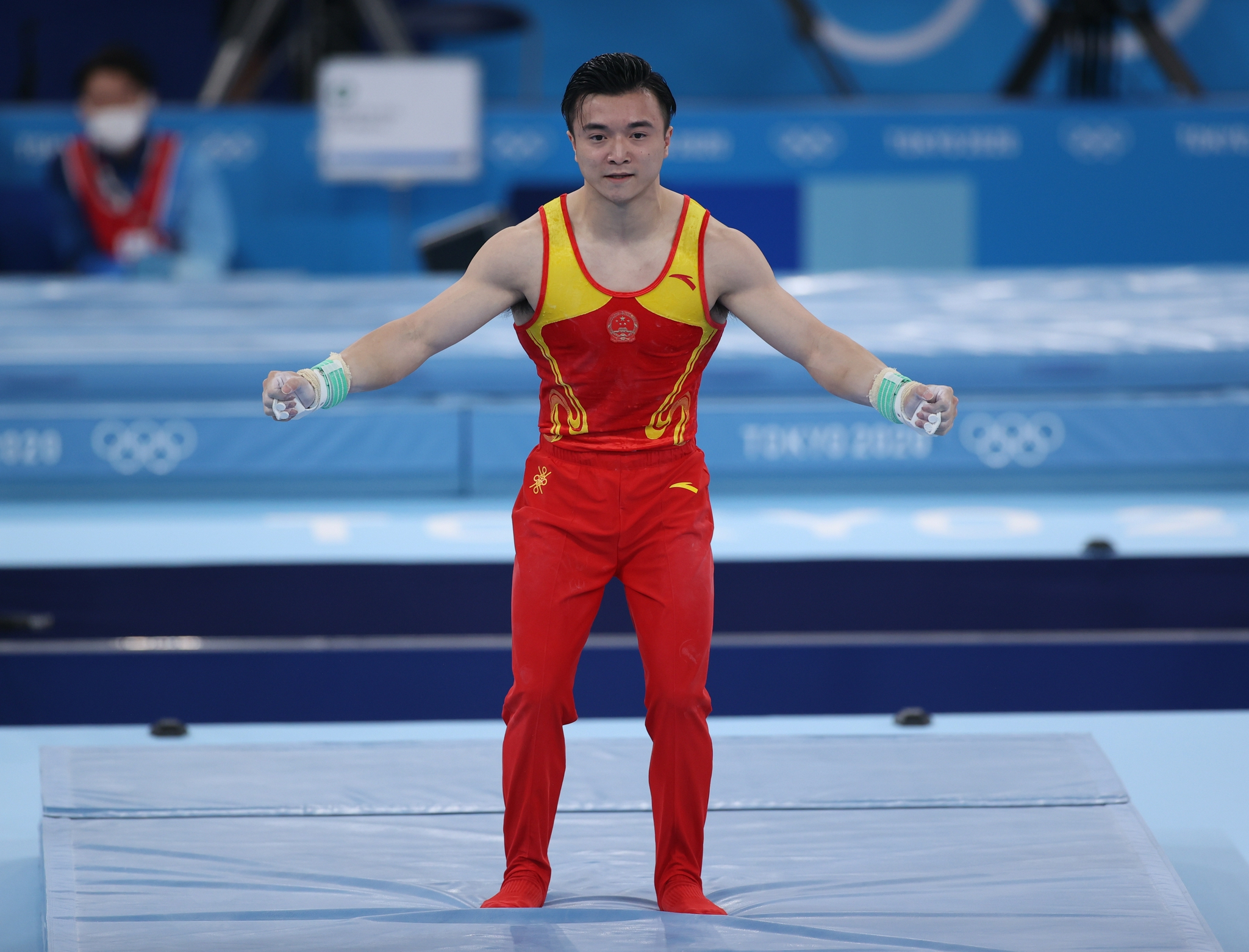 体操刘洋夺得男子吊环冠军