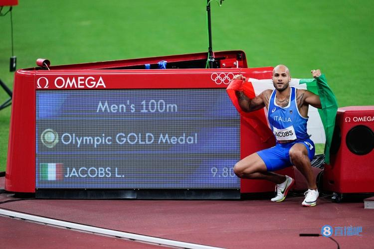 奥运百米冠军雅各布斯是谁?三年前他还是一个跳远选手