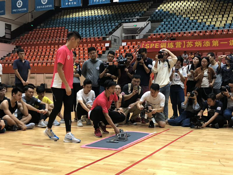 苏炳添带的研究生毕业了，施廷懋“我研究我自己”…奥运冠军的华丽转身都这么秀吗？休闲区蓝鸢梦想 - Www.slyday.coM