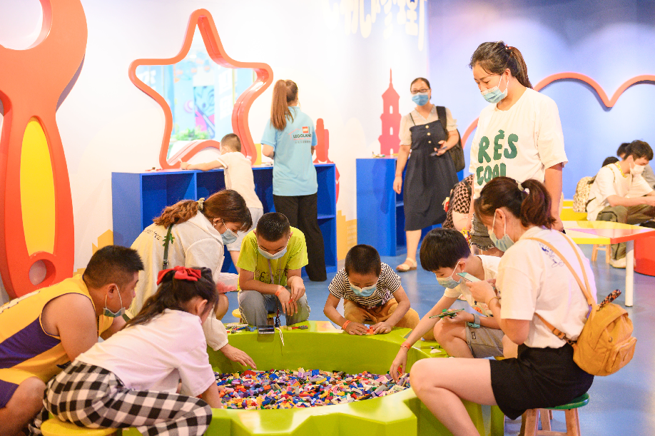 乐高探索中心快闪店进驻西安 打造优质亲子互动乐园
