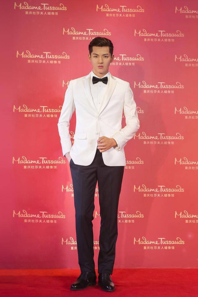 上海杜莎夫人蜡像馆:吴亦凡蜡像早前已撤去,囚服版是假的