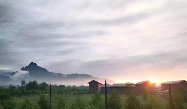 西安建筑科技大学怎么样?优质之选!休闲区蓝鸢梦想 - Www.slyday.coM