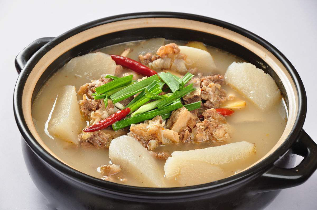 清淡鲜美的萝卜羊排汤,做法齐全,赶紧偷偷收藏起来吧