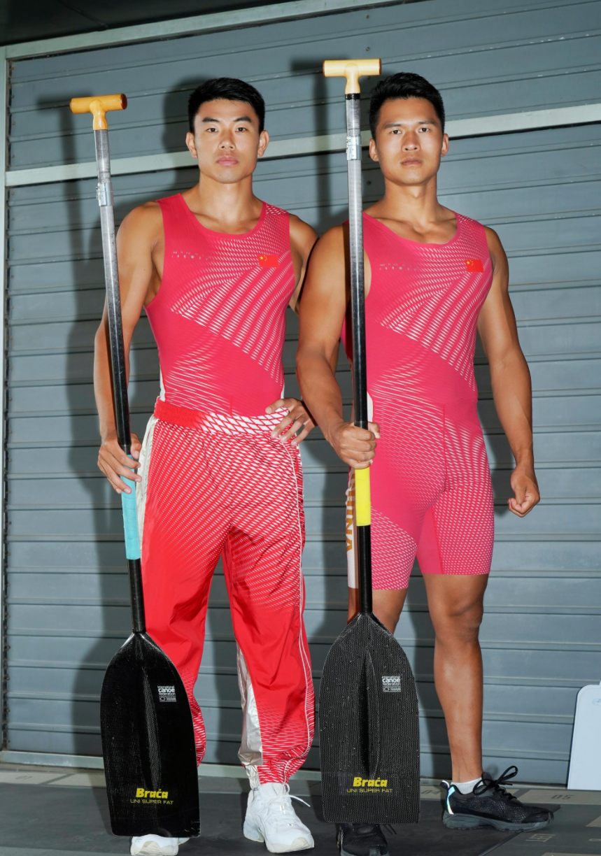 中国银牌组合迅速走红:酷炫,刷新对黄种人身材认知|郑鹏飞|刘浩|黄种