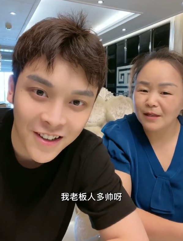 小猪先生为证房子是他的把臭袜子放桌上承认手机盒里没手机