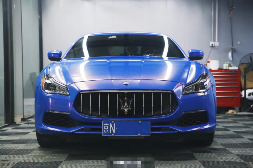 膜呗改色案例:玛莎拉蒂总裁改色蓝莓蓝 高光时刻从此时开始